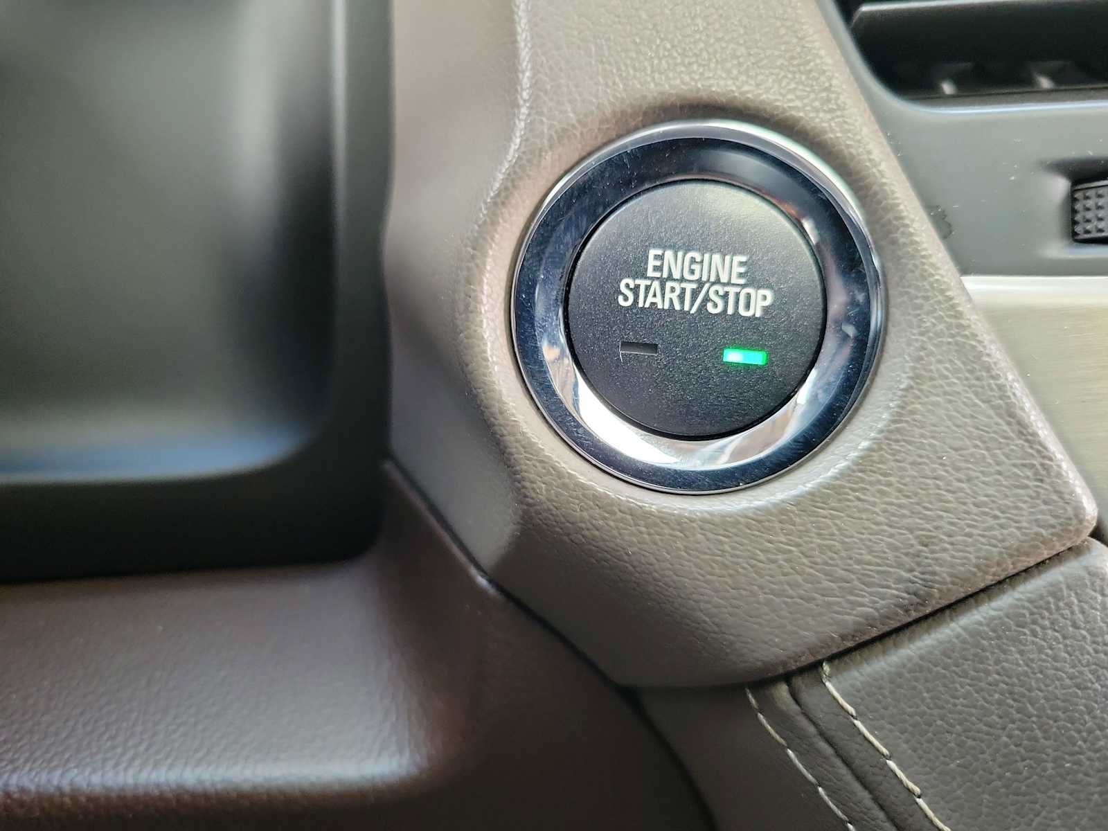 Used 2019 GMC Yukon Denali RWD image 21