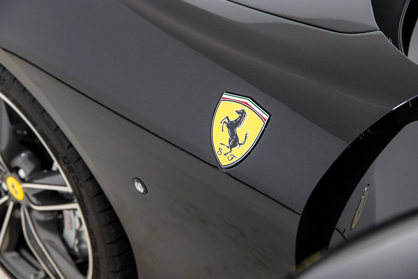 Certified 2022 Ferrari Roma RWD image 25