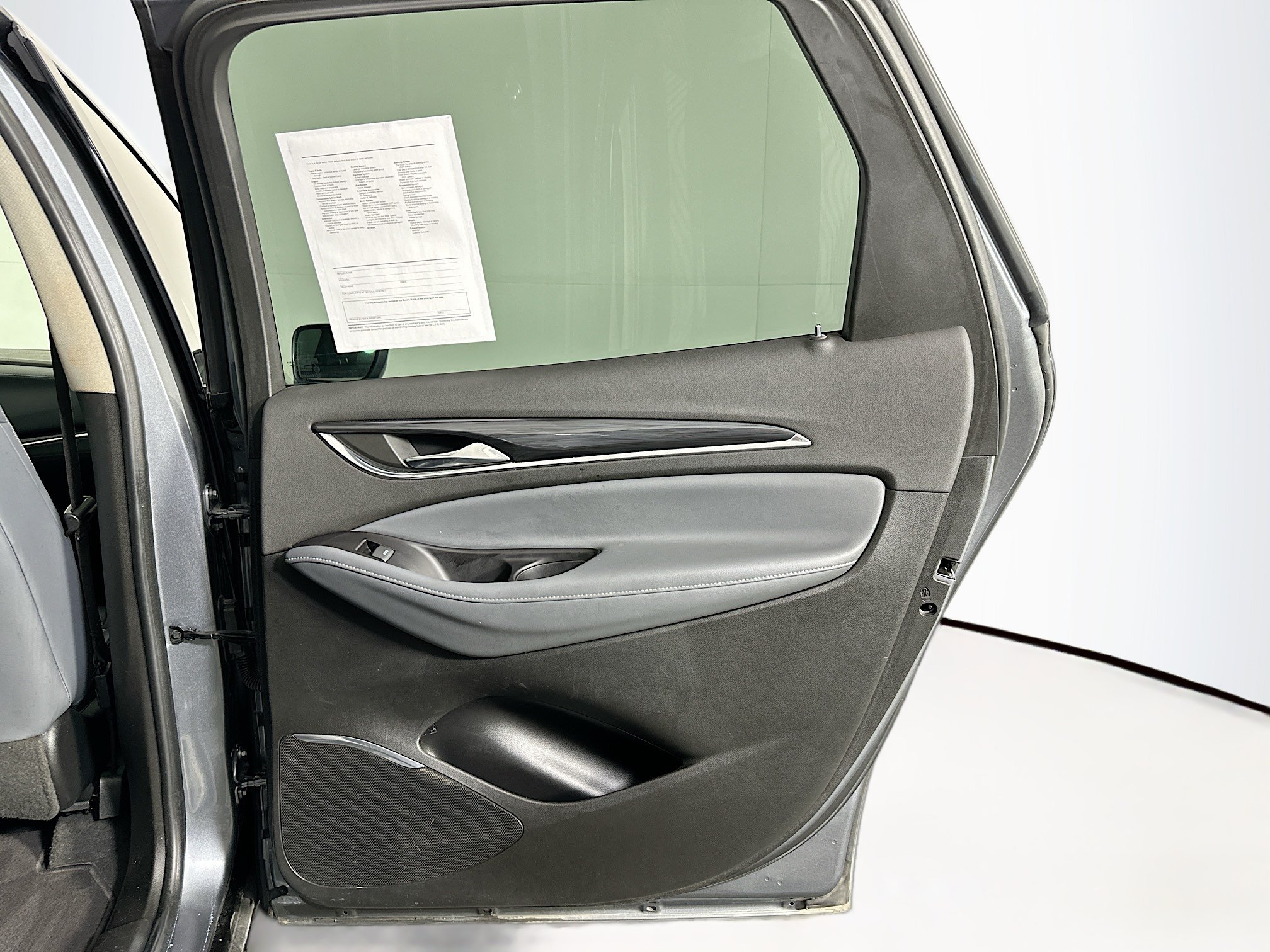 Used 2020 Buick Enclave Essence w/ Sound and Sites Package FWD image 33
