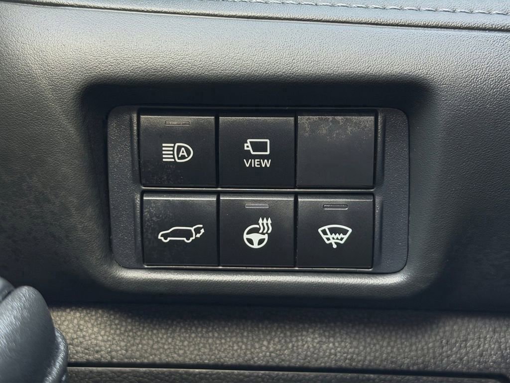 Used 2021 Toyota Highlander Platinum image 16