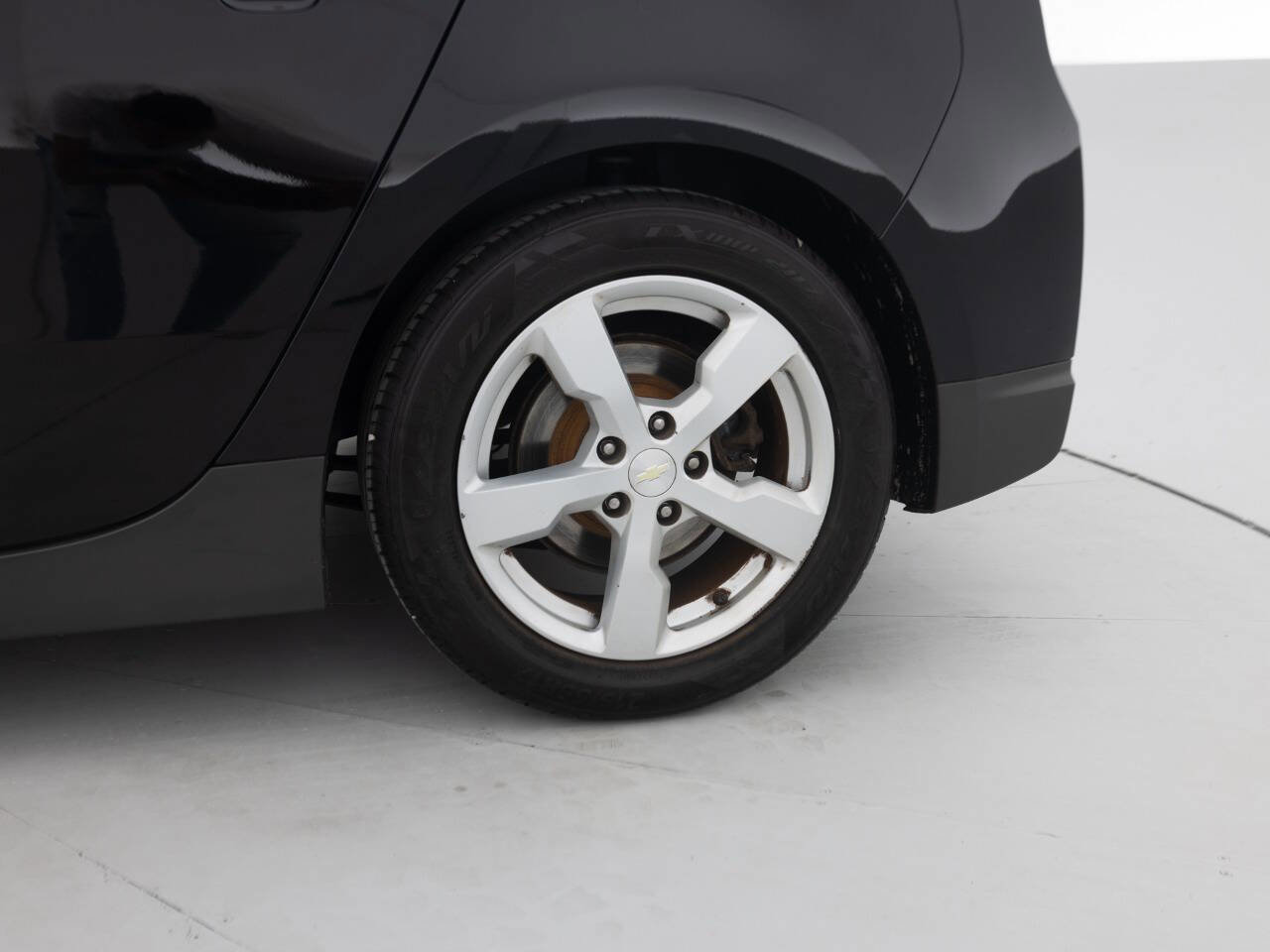 Used 2013 Chevrolet Volt Premium w/ Premium Trim Package FWD image 22