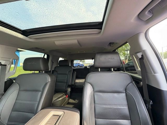 Used 2020 GMC Yukon Denali w/ Denali Ultimate Package image 28