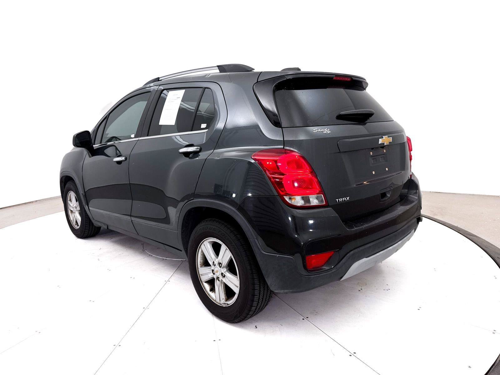 Used 2018 Chevrolet Trax LT w/ LT Convenience Package FWD image 8