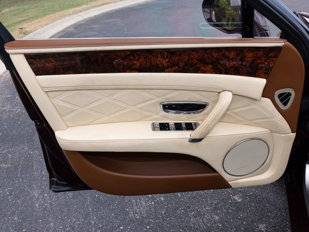 Used 2015 Bentley Flying Spur W12 AWD/4WD image 23