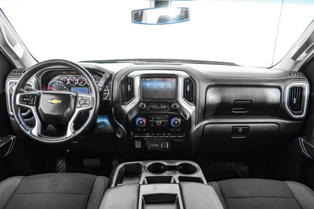Used 2021 Chevrolet Silverado 1500 LT w/ Diesel Off-Road Package AWD/4WD image 11