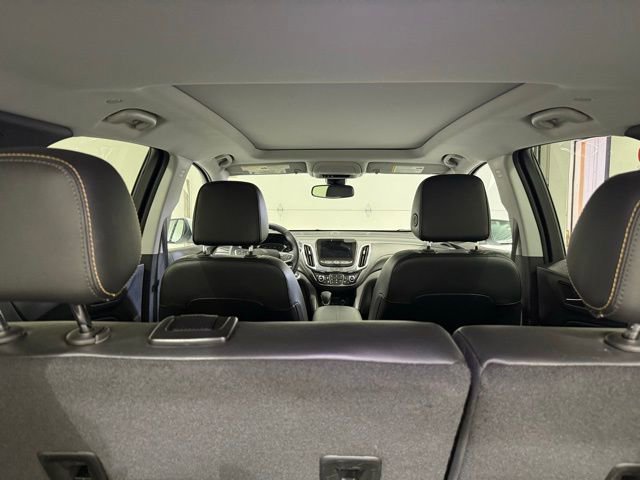 Used 2023 Chevrolet Equinox Premier image 10