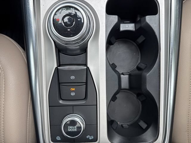 Used 2022 Ford Explorer Limited w/ Equipment Group 301A AWD/4WD image 30