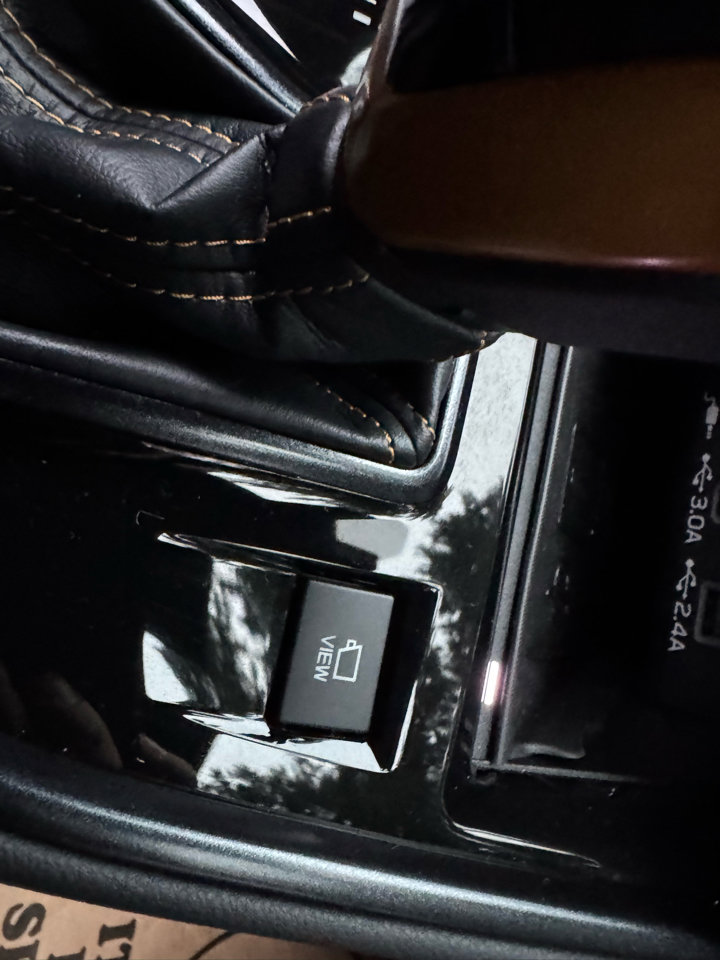 Used 2025 Subaru Outback Wilderness w/ Wilderness Package image 22