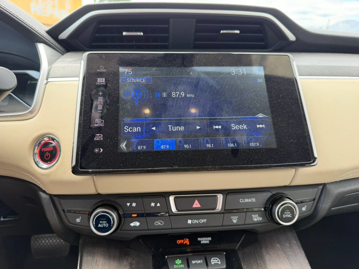 Used 2020 Honda Clarity Plug-In Hybrid image 25
