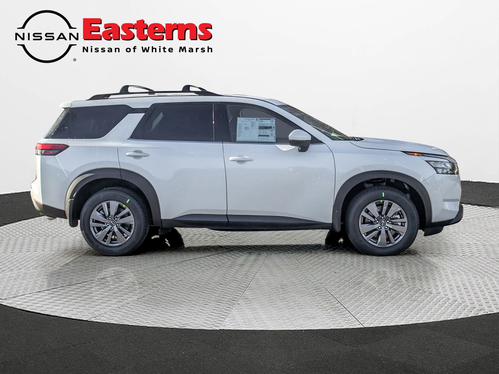 New 2025 Nissan Pathfinder SV w/ SV Premium Package image 7