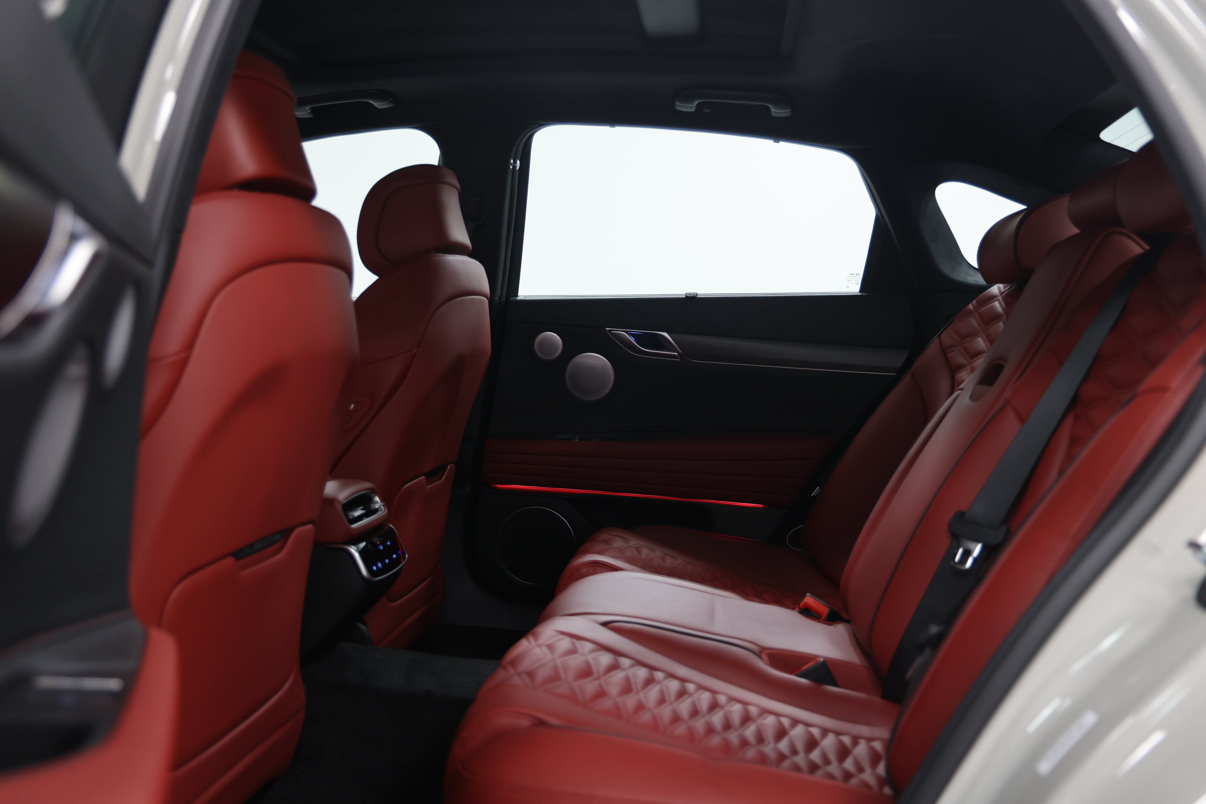 New 2027 Genesis G80 3.5T Sport Prestige AWD/4WD image 32