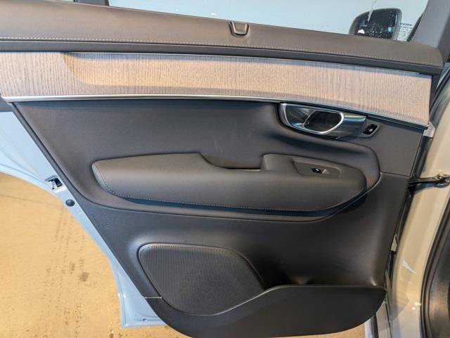 New 2026 Volvo XC90 B6 Ultra w/ Protection Package AWD/4WD image 23