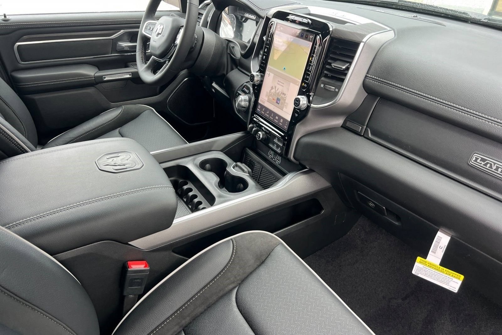 New 2025 RAM 1500 Laramie w/ Trailer Tow Group AWD/4WD image 17
