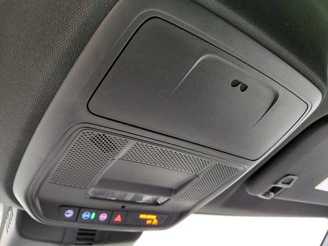 Used 2026 Chevrolet Traverse Z71 image 41