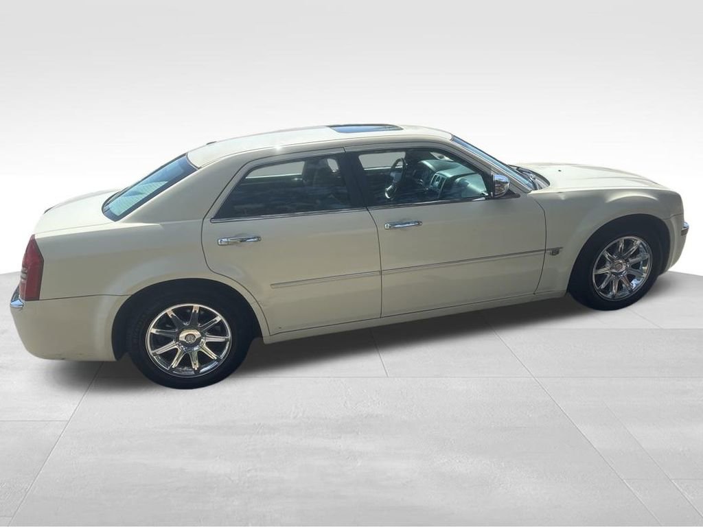Used 2006 Chrysler 300 C w/ Navigation & Sound Group II image 20
