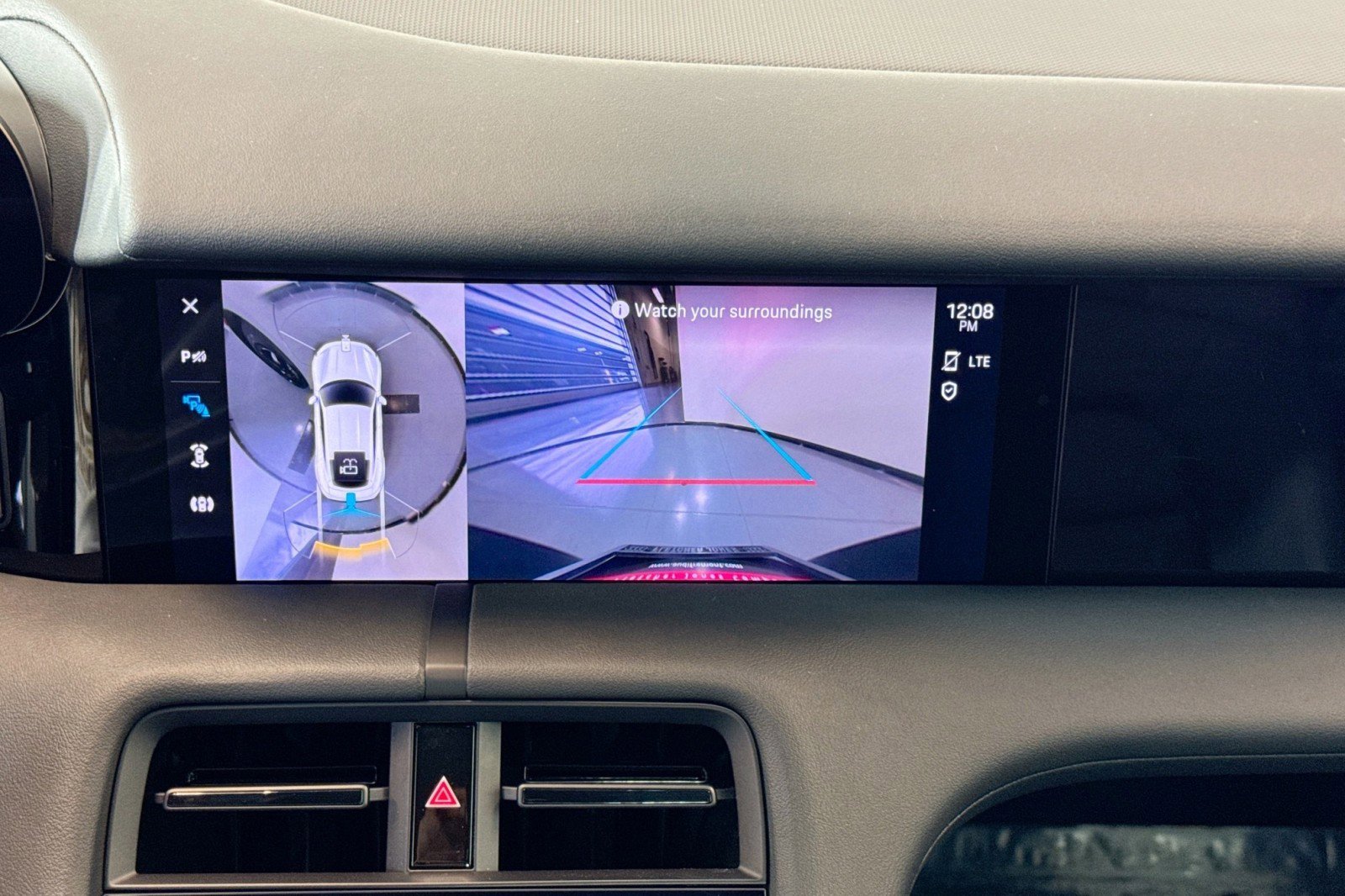 Used 2022 Porsche Taycan image 13