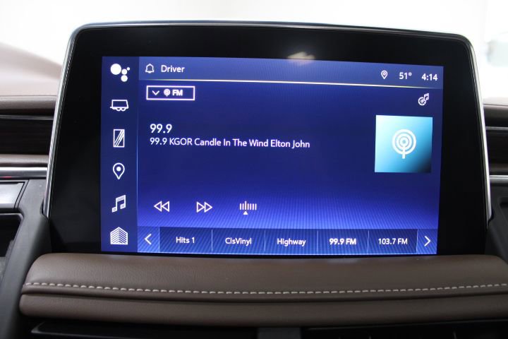 Used 2023 Chevrolet Suburban High Country image 4