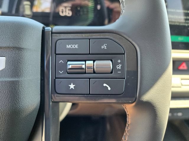 New 2027 Kia Seltos LX FWD image 13