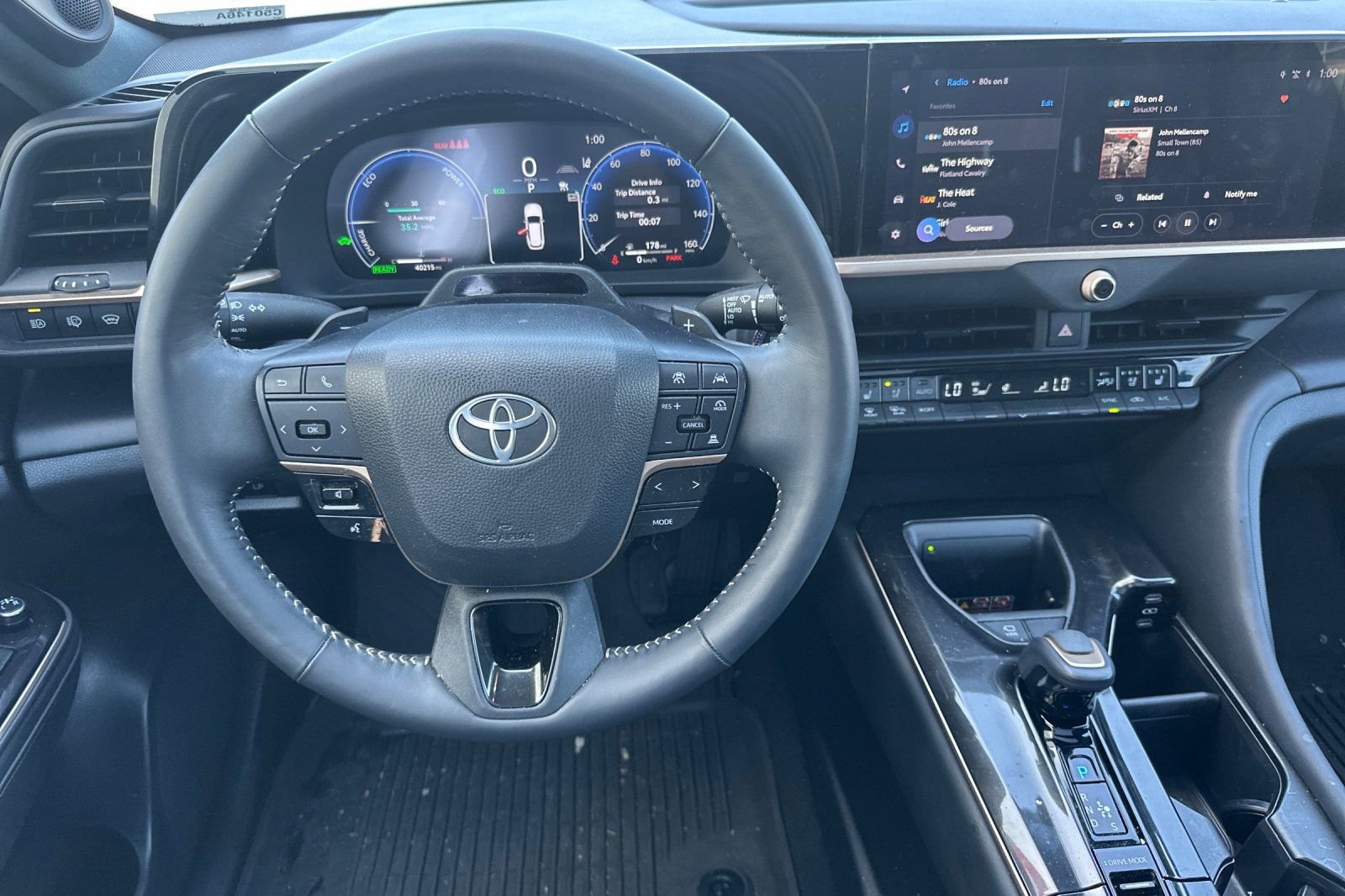 Used 2025 Toyota Crown Signia w/ Advanced Technology Package AWD/4WD image 16