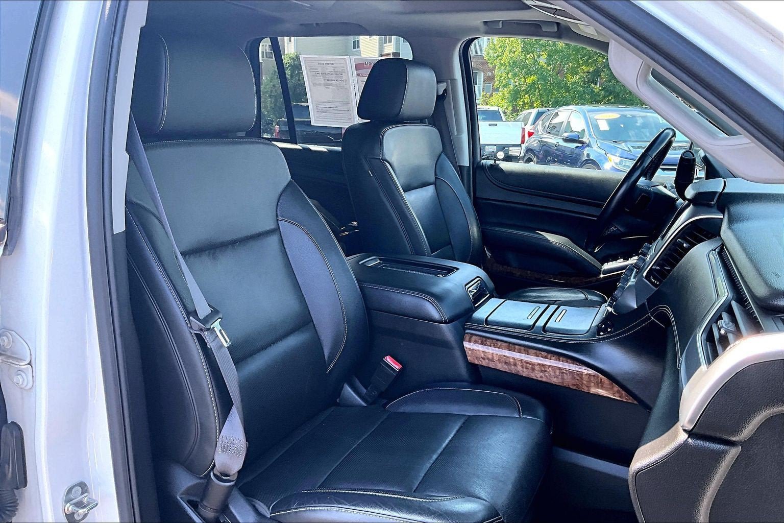 Used 2017 Chevrolet Tahoe Premier AWD/4WD image 7