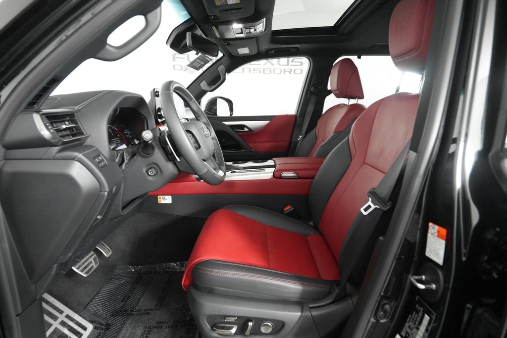 Certified 2025 Lexus LX 600 F Sport w/ Accessory Package (2T) image 9