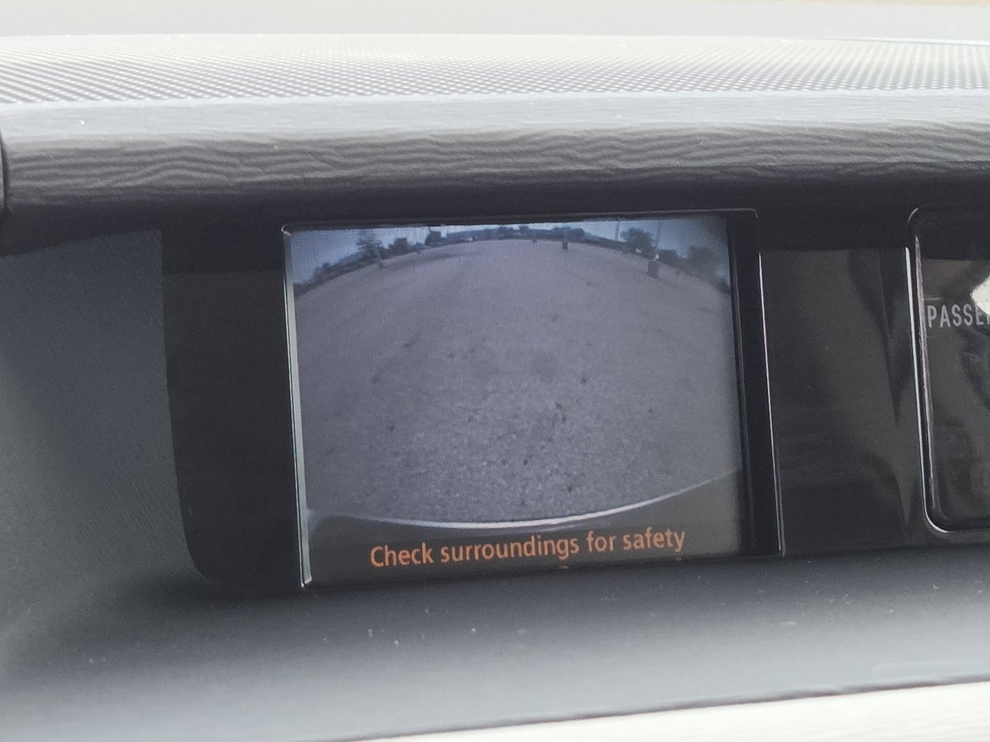 Used 2013 Toyota Sienna XLE FWD image 7
