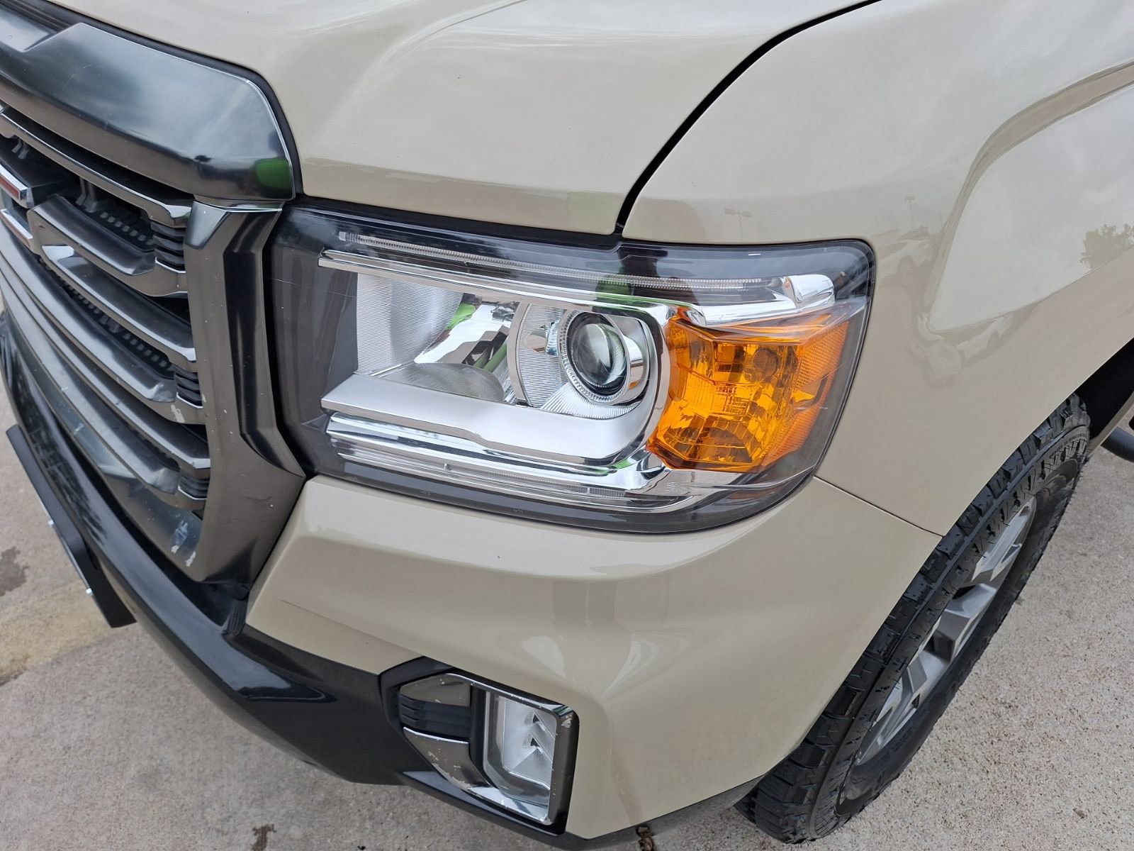 Used 2022 GMC Canyon AT4 AWD/4WD image 10