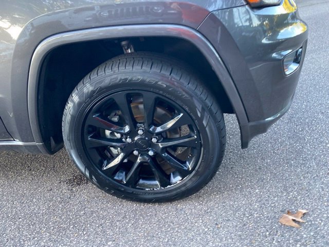 Used 2021 Jeep Grand Cherokee Laredo X AWD/4WD image 27