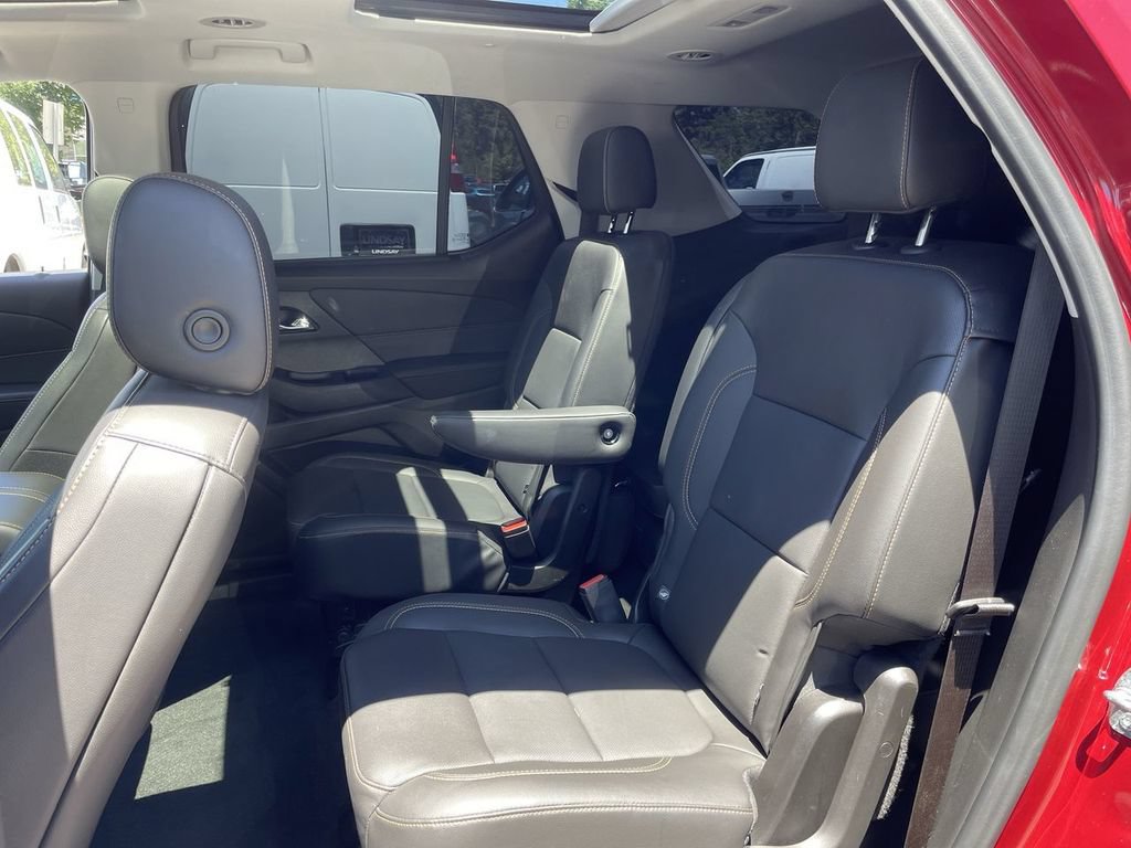 Used 2021 Chevrolet Traverse Premier w/ LPO, 'HIT The Road' Package AWD/4WD image 24
