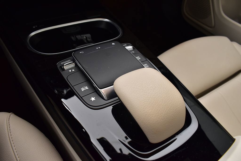 Used 2023 Mercedes-Benz CLA 250 4MATIC image 21