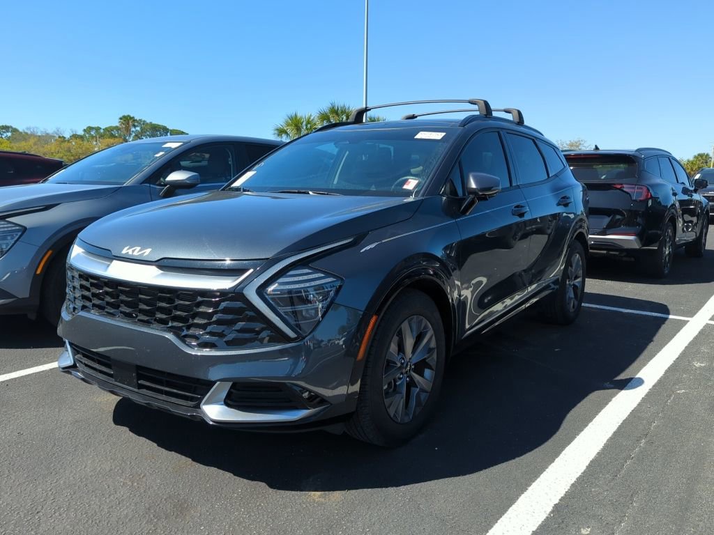 Certified 2024 Kia Sportage SX image 4