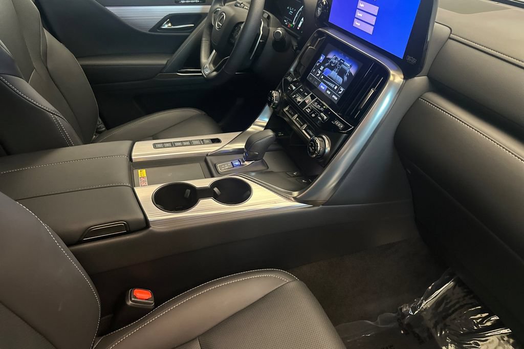 New 2026 Lexus LX 700h F Sport AWD/4WD image 17
