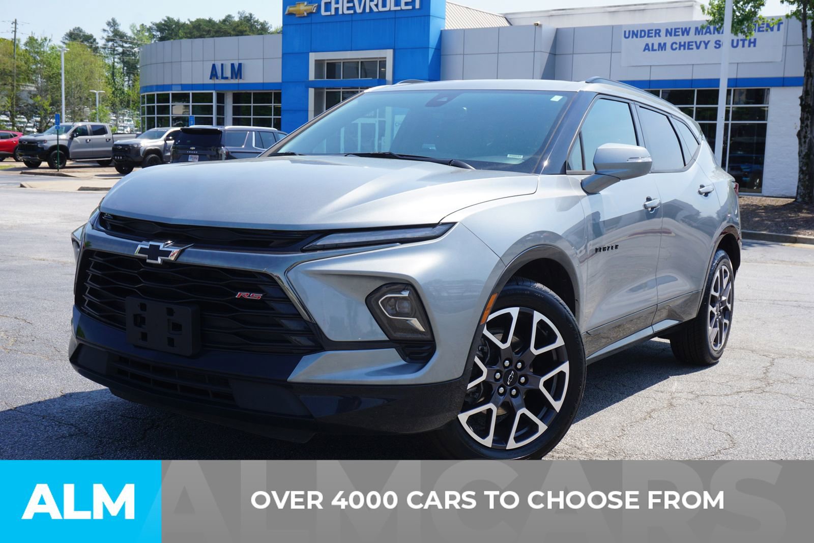 Used 2025 Chevrolet Blazer RS FWD image 3