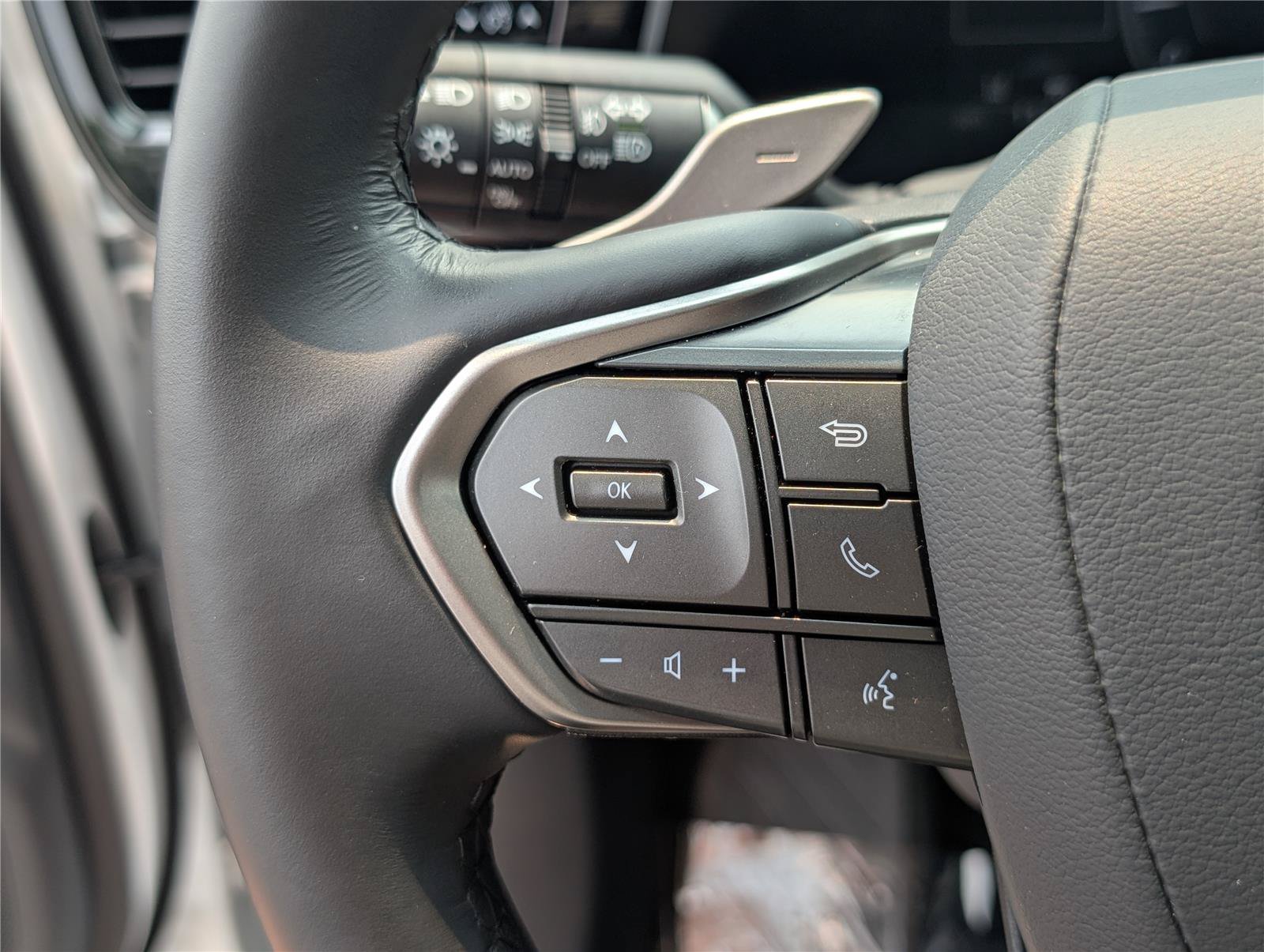 Certified 2025 Lexus NX 350 AWD w/ Accessory Package (2T) image 23