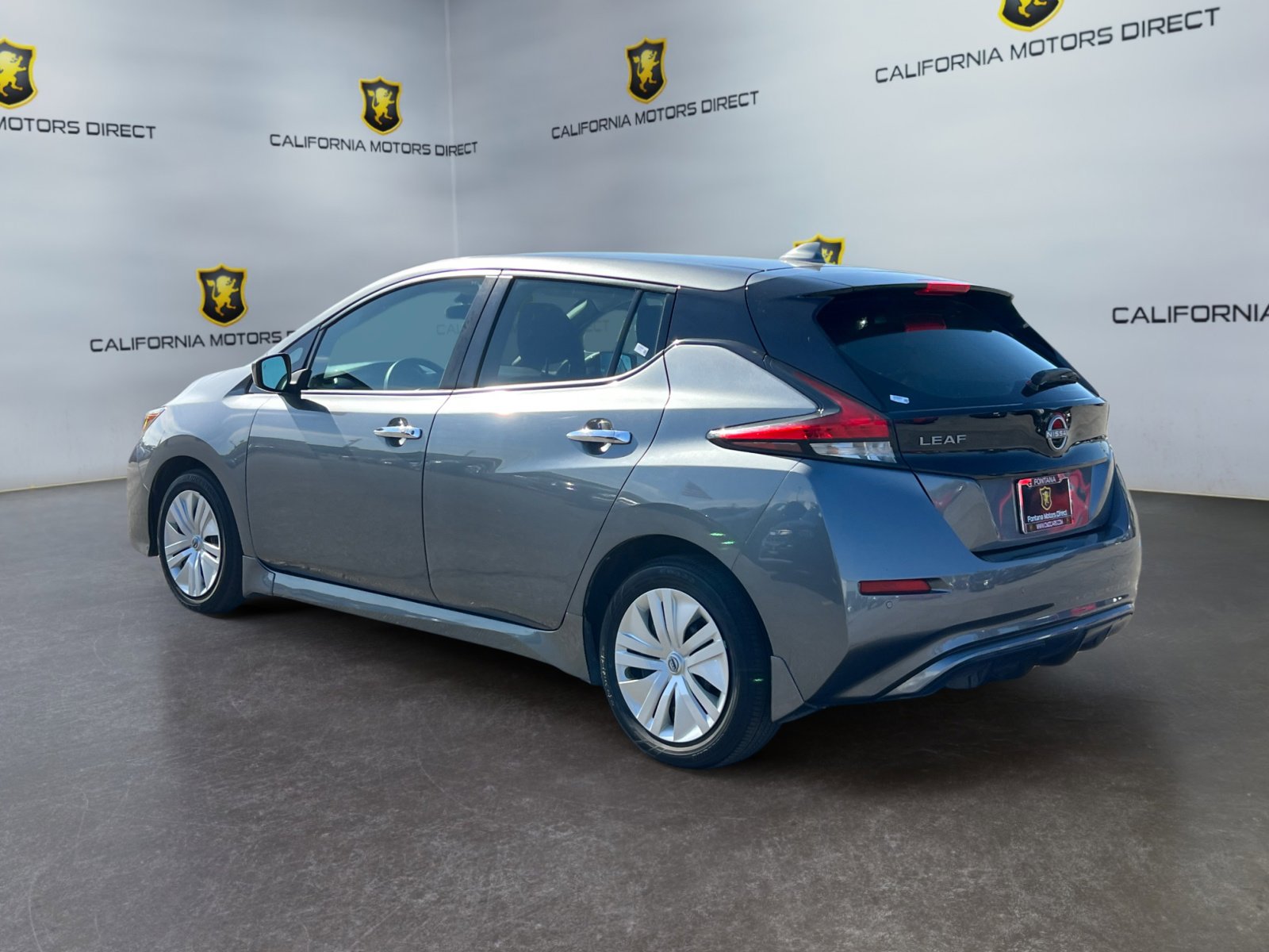 Used 2024 Nissan Leaf S image 3