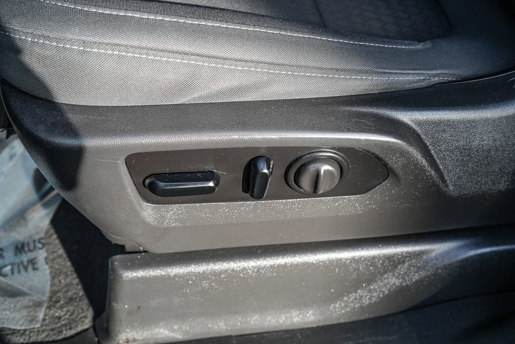 Used 2021 Chevrolet Silverado 1500 LT w/ Bed Protection Package image 21