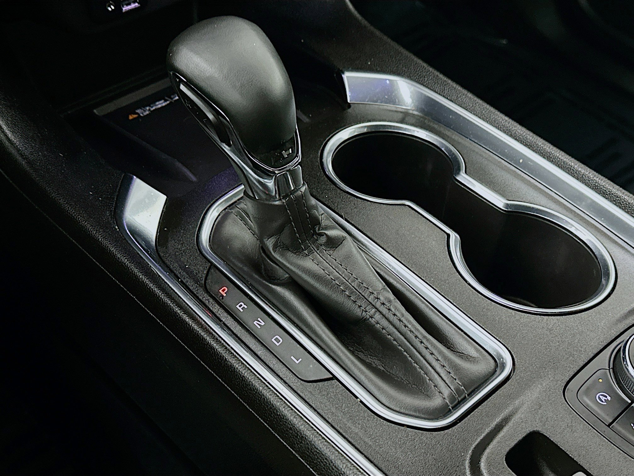 Used 2023 Chevrolet Traverse Premier w/ Redline Edition AWD/4WD image 17