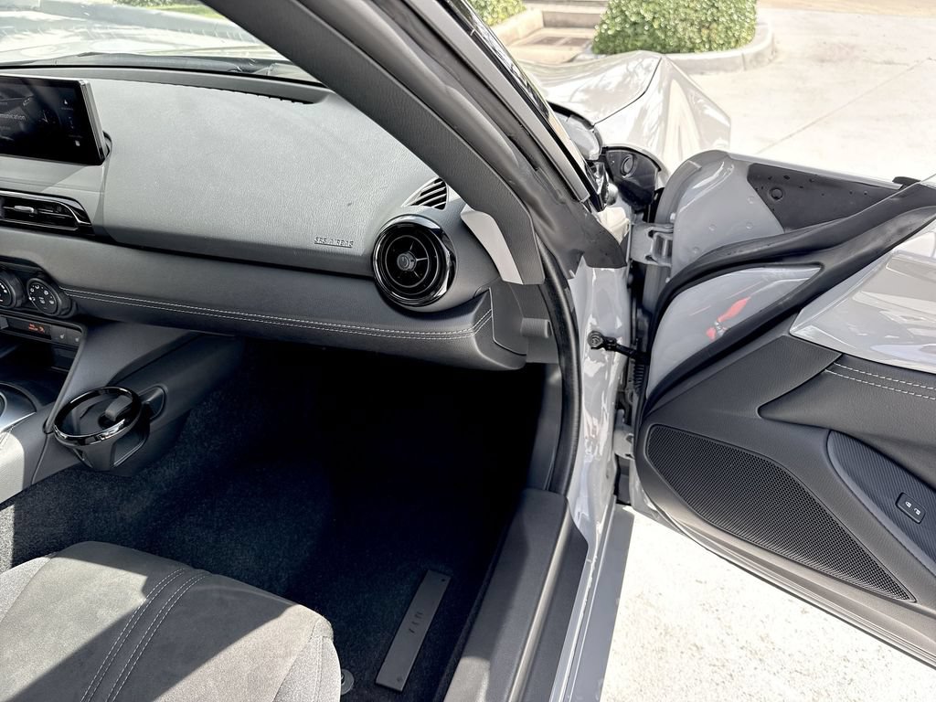 Used 2025 MAZDA MX-5 Miata Club RWD image 21