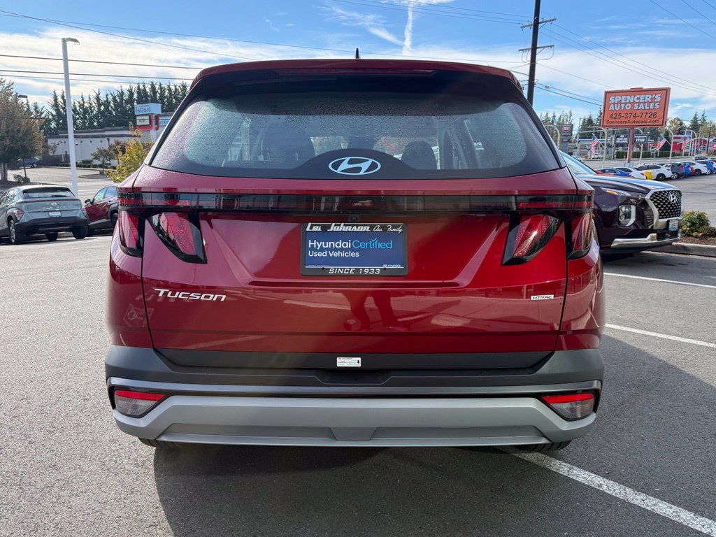 Certified 2025 Hyundai Tucson SE AWD/4WD image 4