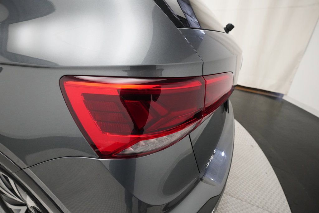 Used 2022 Volkswagen Taos SE image 31