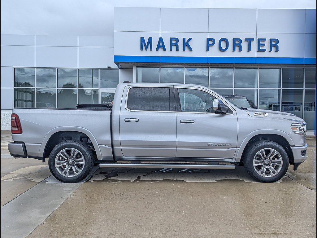 Used 2022 RAM 1500 Limited w/ Body Color Bumper Group AWD/4WD image 6