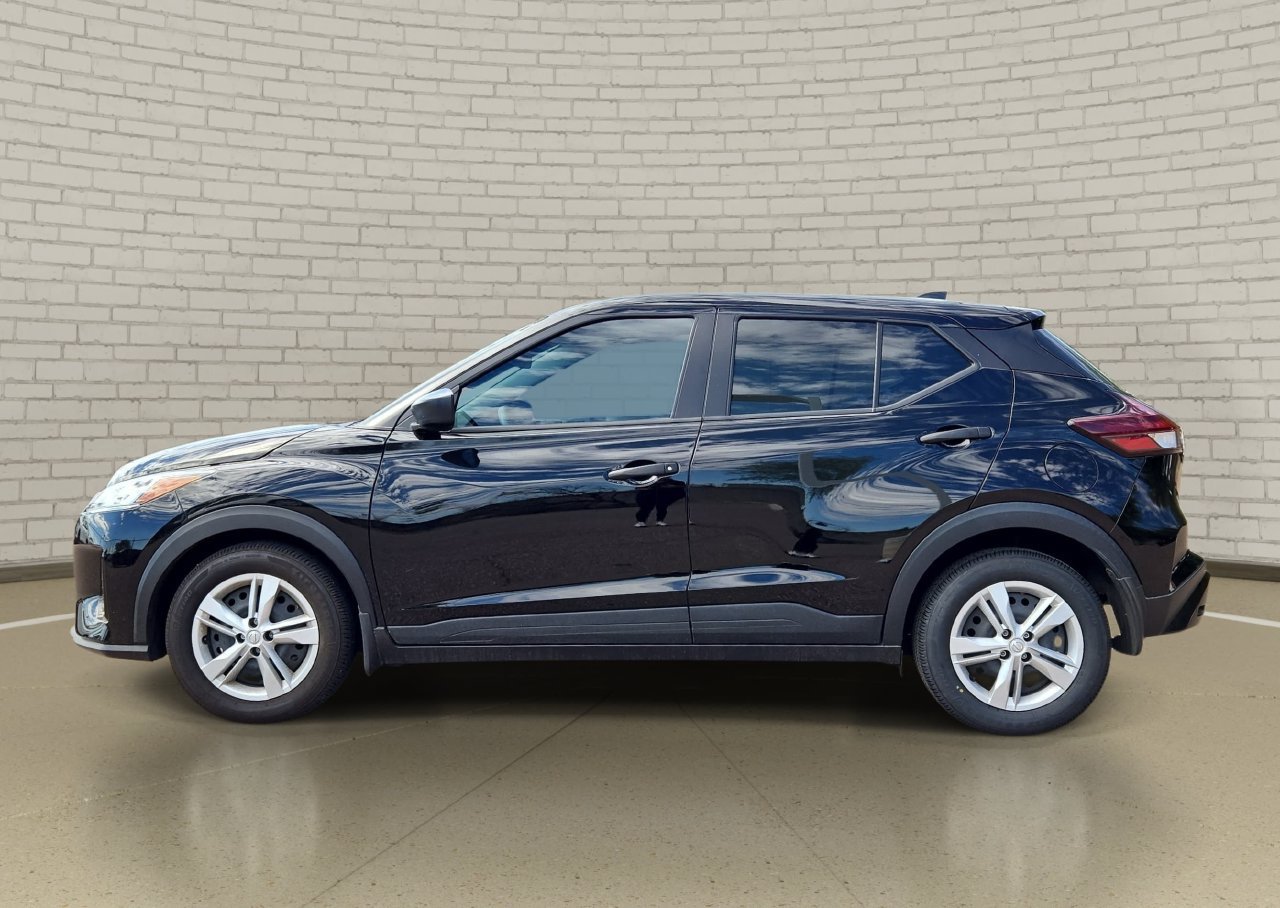 Used 2025 Nissan Kicks Play S FWD image 8
