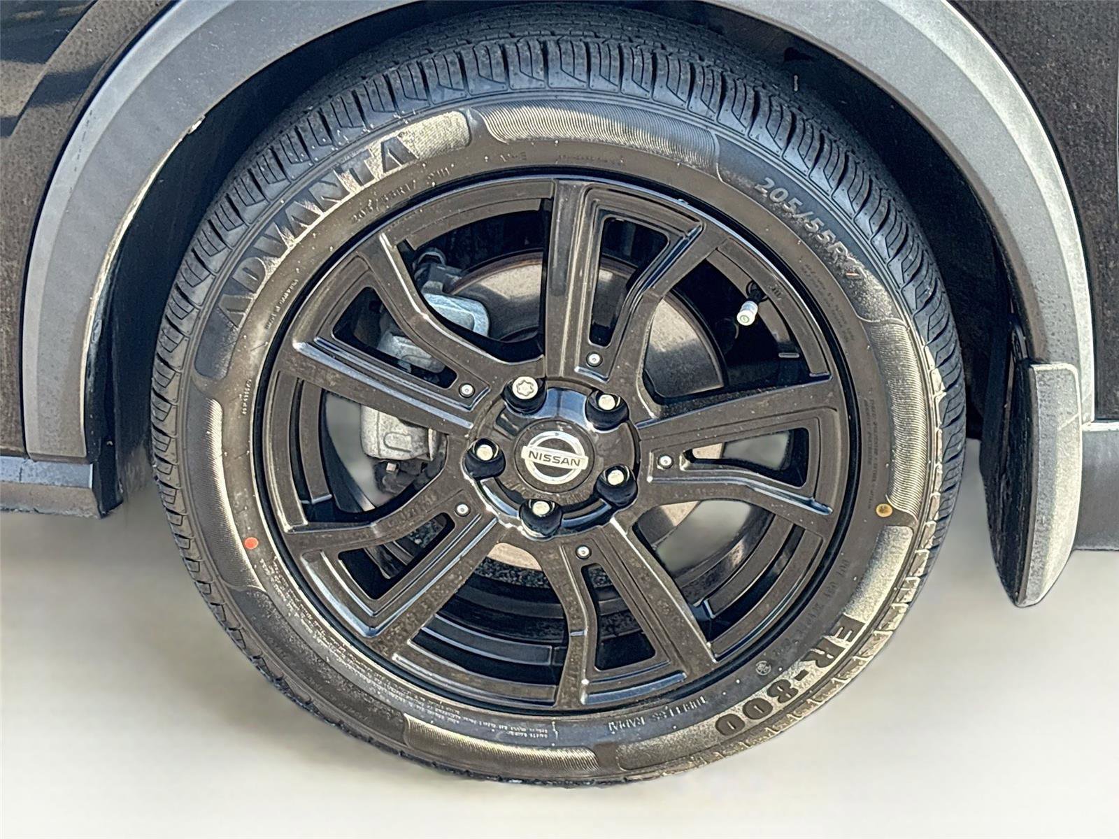 Used 2021 Nissan Kicks SR w/ Interior Electronics Package image 32