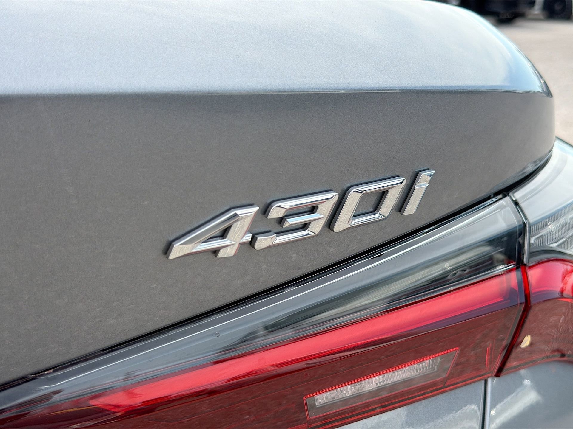 Used 2023 BMW 430i Convertible w/ Convenience Package image 11