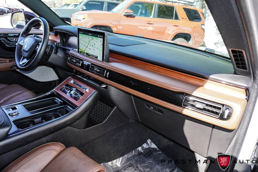 Used 2024 Lincoln Aviator Reserve w/ Equipment Group 201A image 45