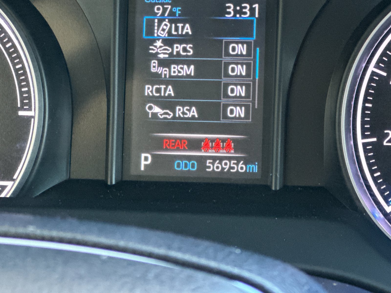Used 2021 Toyota Venza LE AWD/4WD image 27