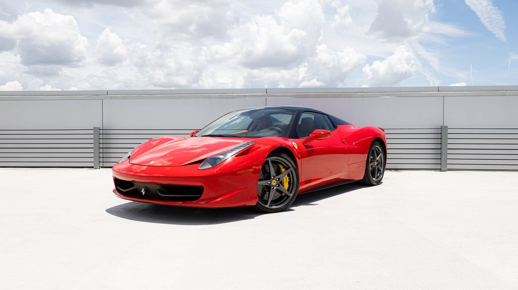 Used 2015 Ferrari 458 Spider RWD image 20