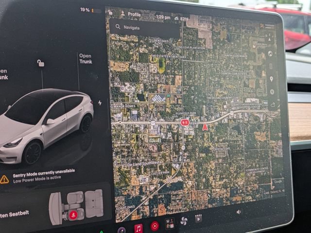 Used 2022 Tesla Model Y Performance AWD/4WD image 24