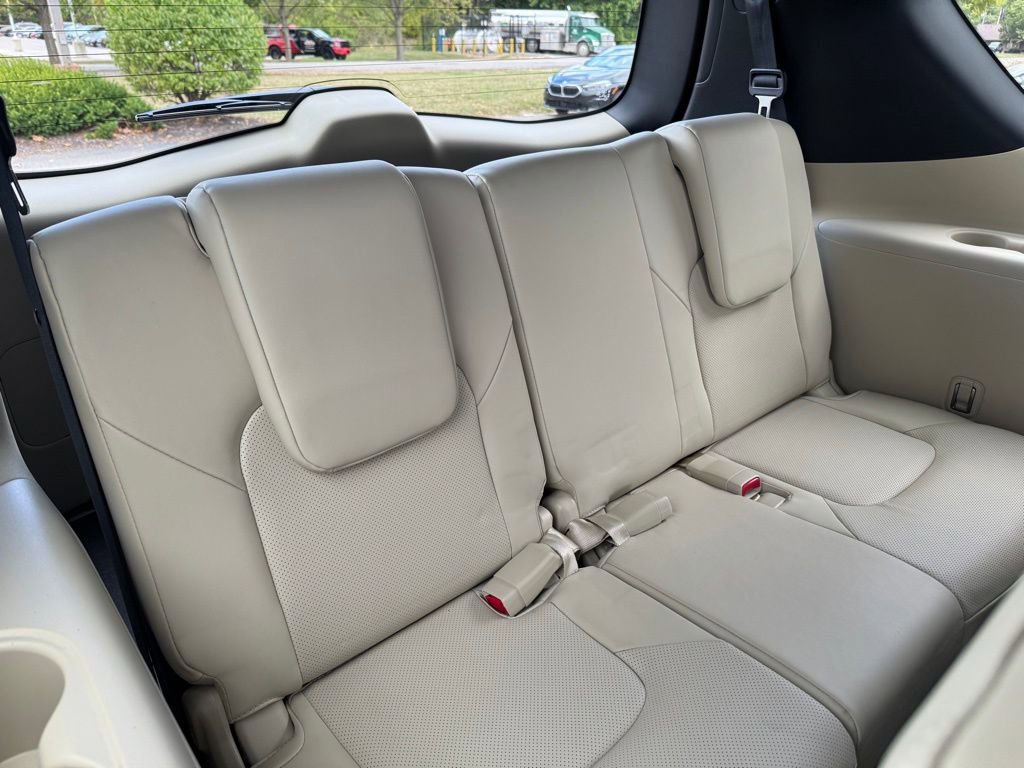 Used 2024 INFINITI QX80 Sensory image 31