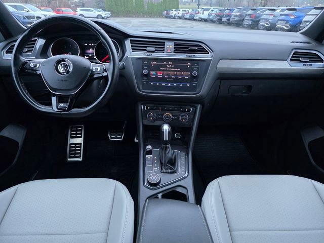 Used 2021 Volkswagen Tiguan SE R-Line image 23